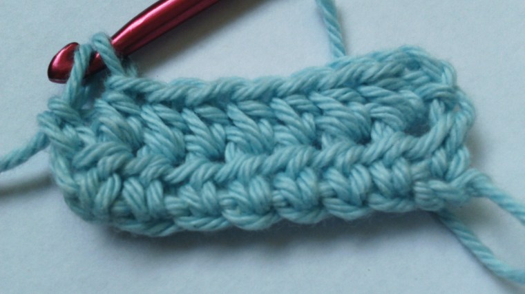 free dog collar crochet pattern...simple free pattern which you can crochet in under an hour