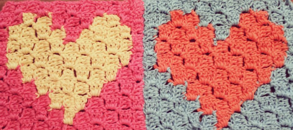 C2C crochet baby blanket, crochet heart squares in paintbox cotton yarn