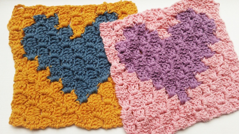 C2C crochet baby blanket, crochet heart squares in paintbox cotton yarn