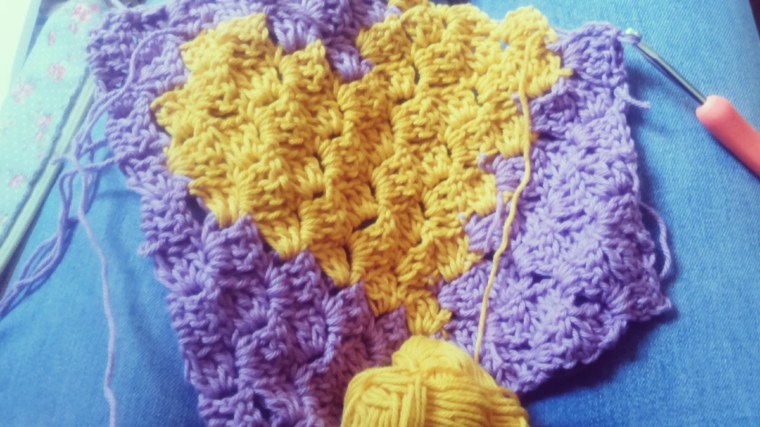 C2C crochet baby blanket, crochet heart squares in paintbox cotton yarn