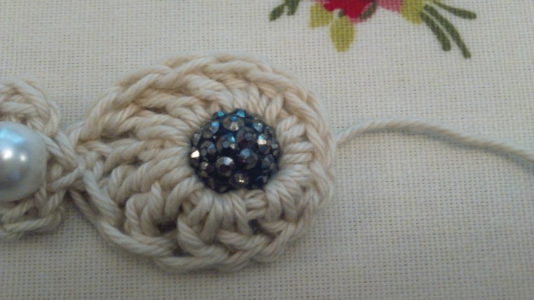 crochet barefoot sandal, Corfu, a free pattern by ayarnyrobin