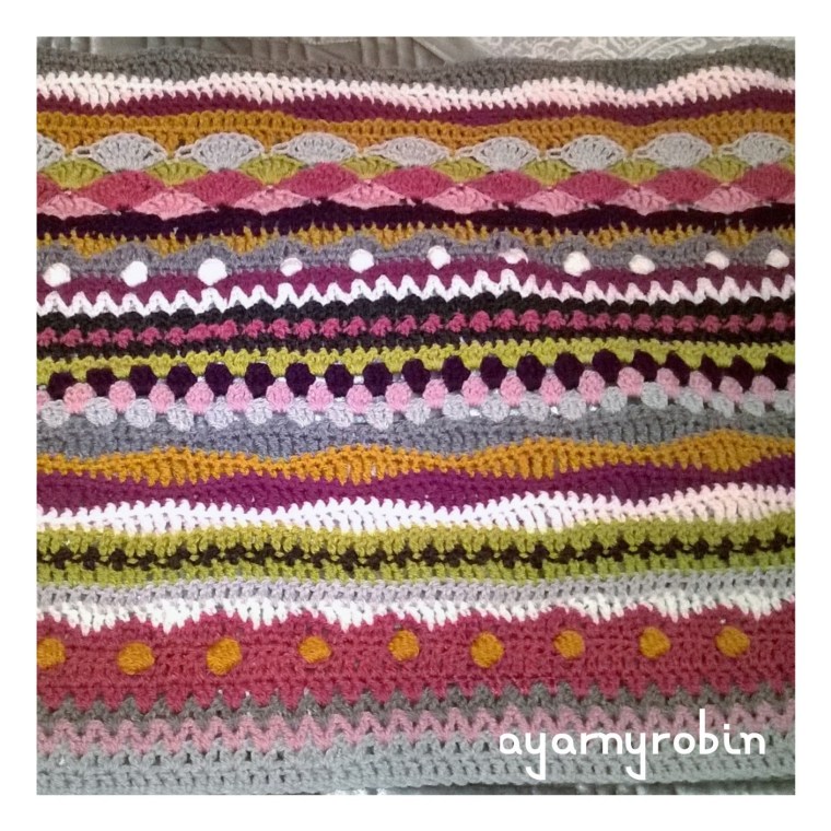 MIXED STITCH CROCHET BLANKET